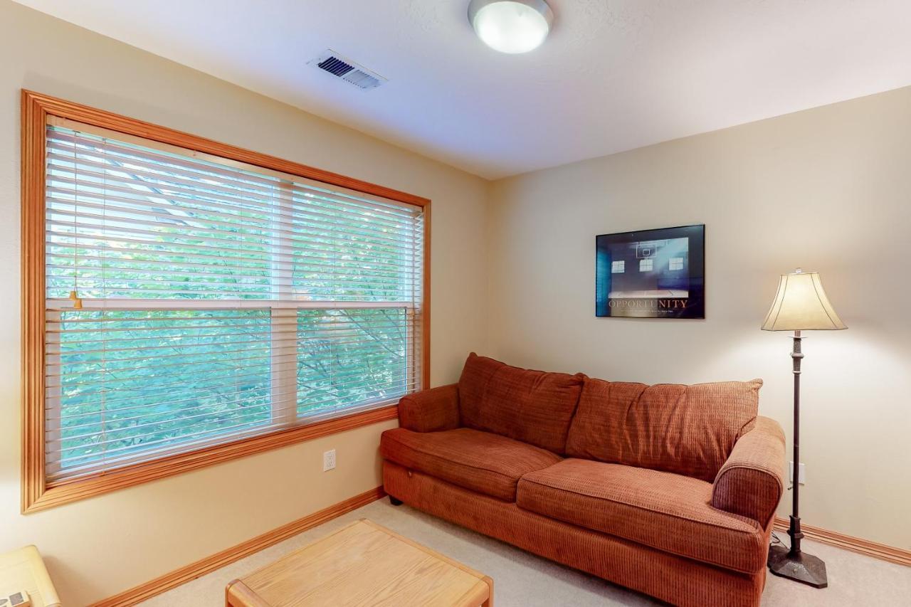 Welches Fairway Retreat Apartment Luaran gambar